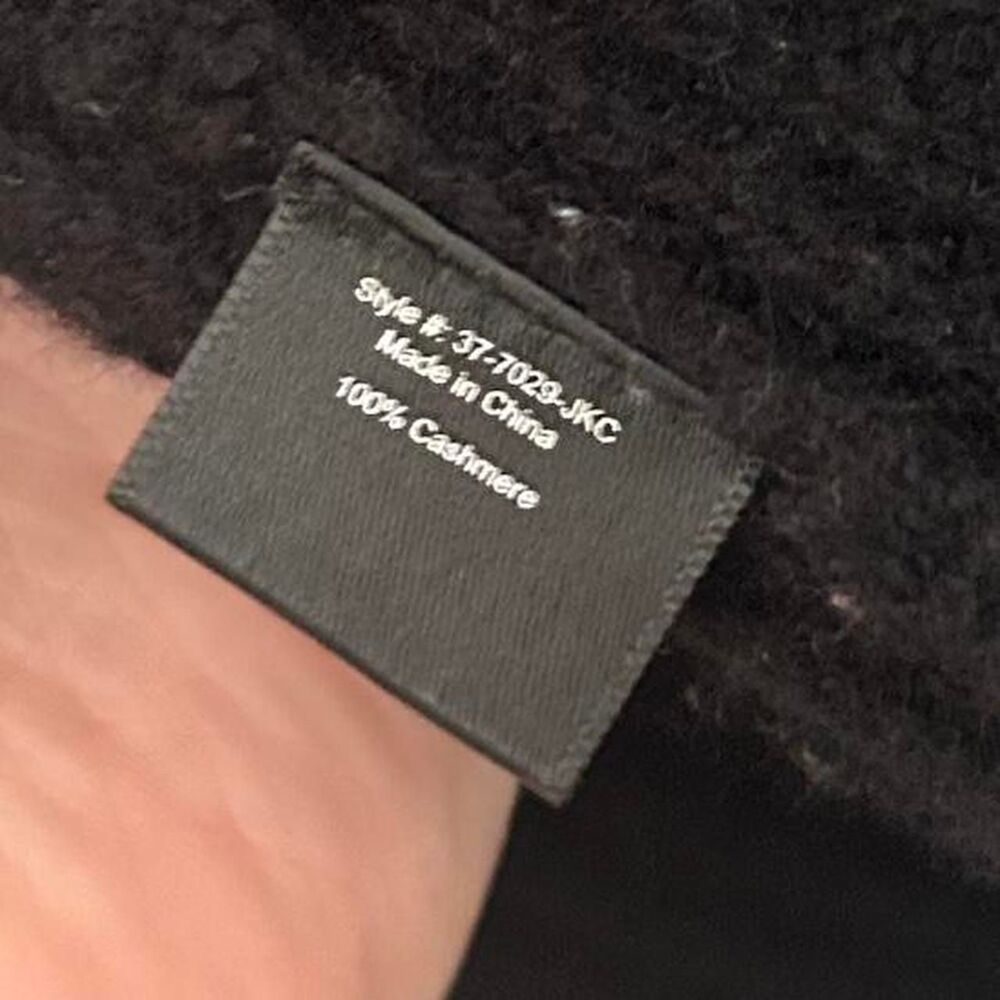 Jenni Kayne Cashmere Fisherman Sweater – Black Minimalist Coastal Luxe medium - Picture 6 of 7